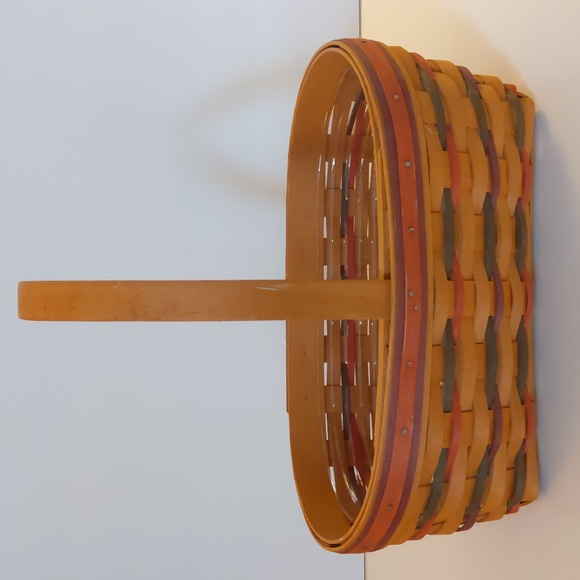 Vintage Longaberger Easter Basket and Protector 1996 - Picture 1 of 8